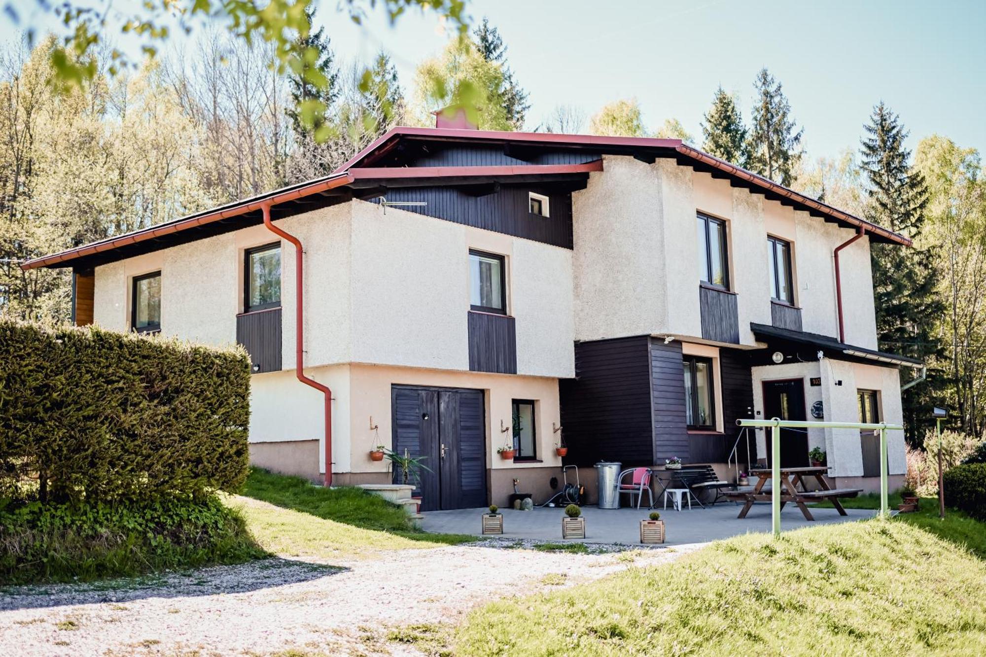 Apartman Pod Zalym Бенецко Екстер'єр фото